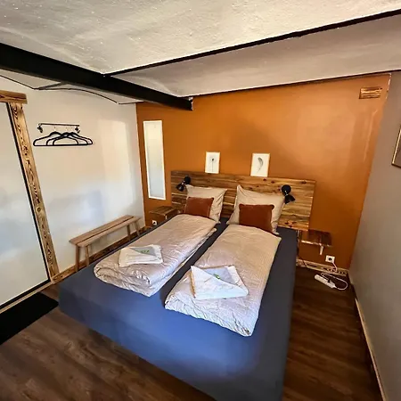 Bed & Breakfast Billund-bnb Aps 2*