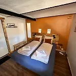 Bed & Breakfast Billund-bnb Aps 2*